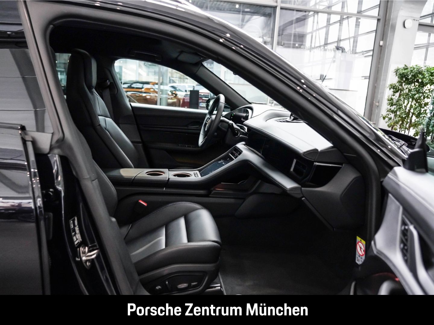 Porsche Taycan 4S Cross Turismo InnoDrive Surround-View