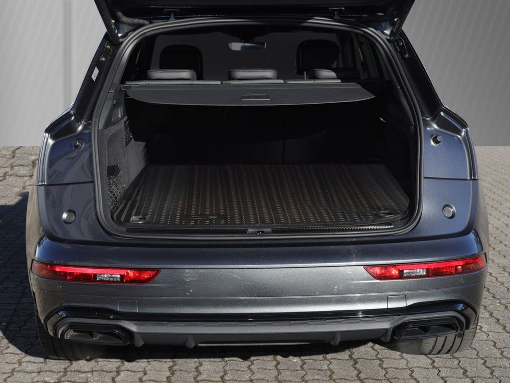 Audi Q5 55 TFSI e quattro S line