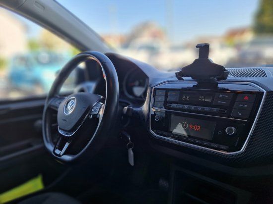Volkswagen e-up! move up! - Samsaru's Car Outlet