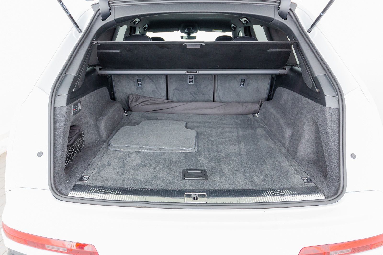 Audi Q7 S line 50 TDI qu.tiptr. AHK STDHZG MATRIX AIR