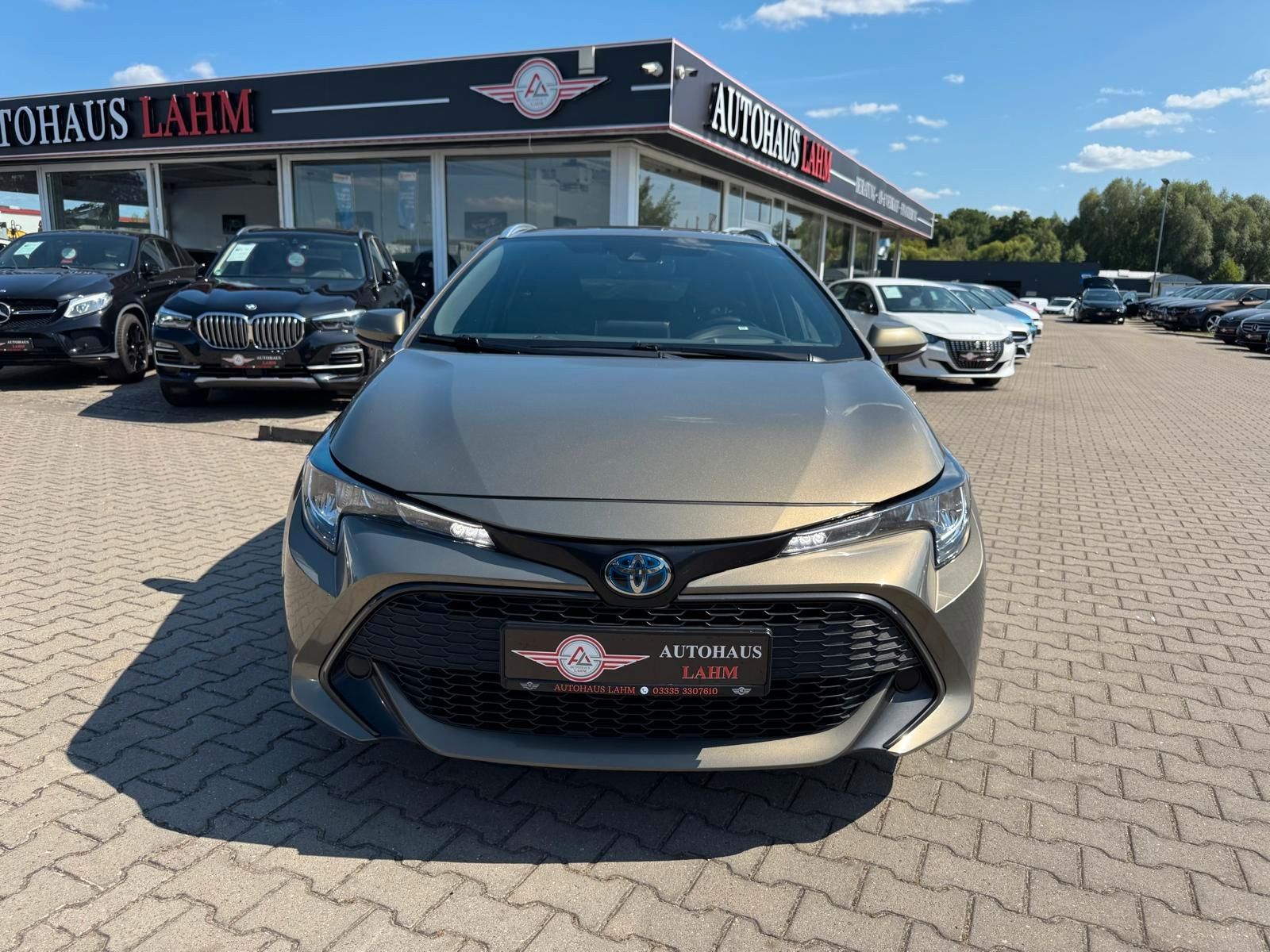 Toyota Corolla Touring Sports Hybrid Business Edition - Samsaru's Car Outlet