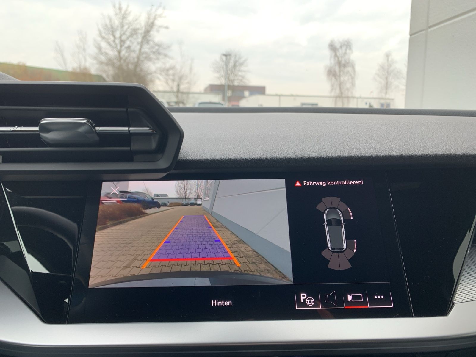 Audi A3 Sportback 40 TFSI e advanced - Samsaru's Car Outlet