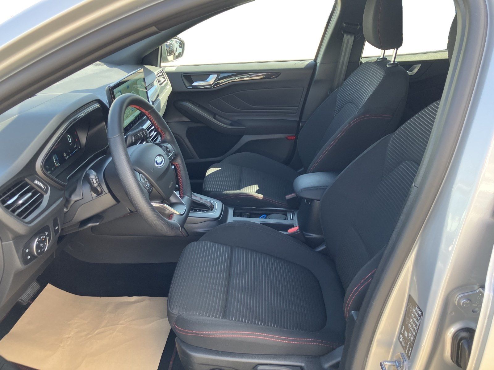 Ford Focus 1.0 Mhd ST-Line X HUD+WIPA+SHZ+TWA