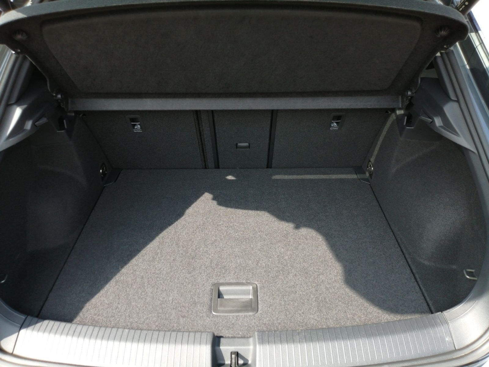 Volkswagen T-Roc Highline 2.0 TSI DSG 4M - Samsaru's Car Outlet