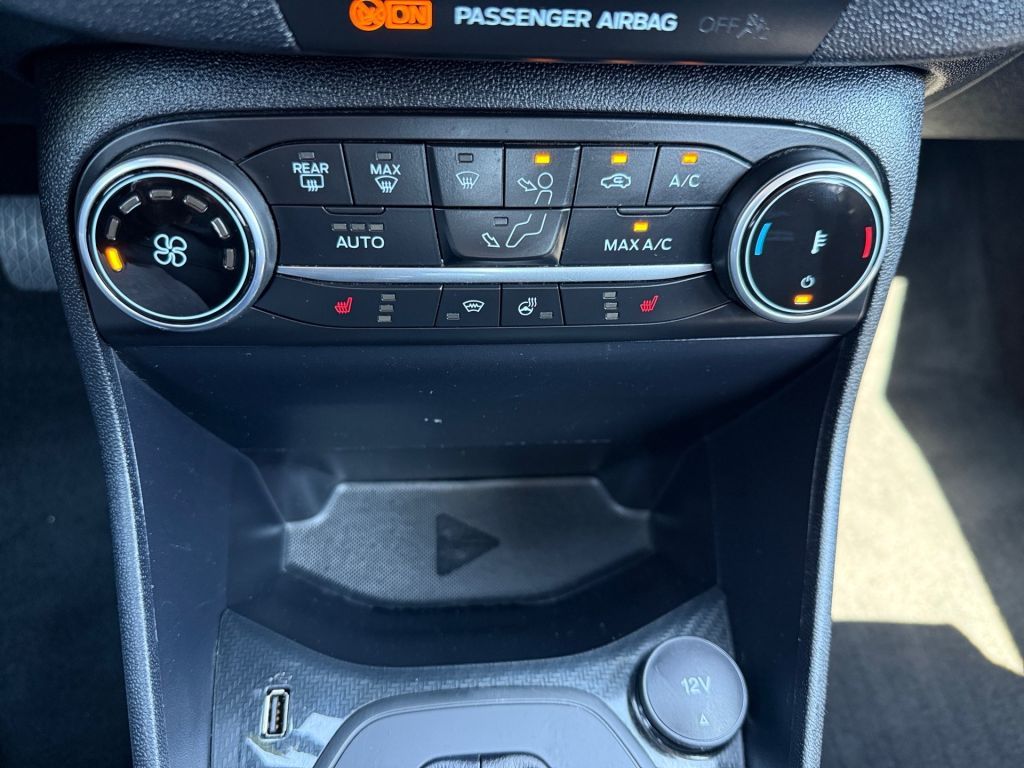 Ford Fiesta 1.0 EcoBoost Hybrid S&S Aut. - Samsaru's Car Outlet