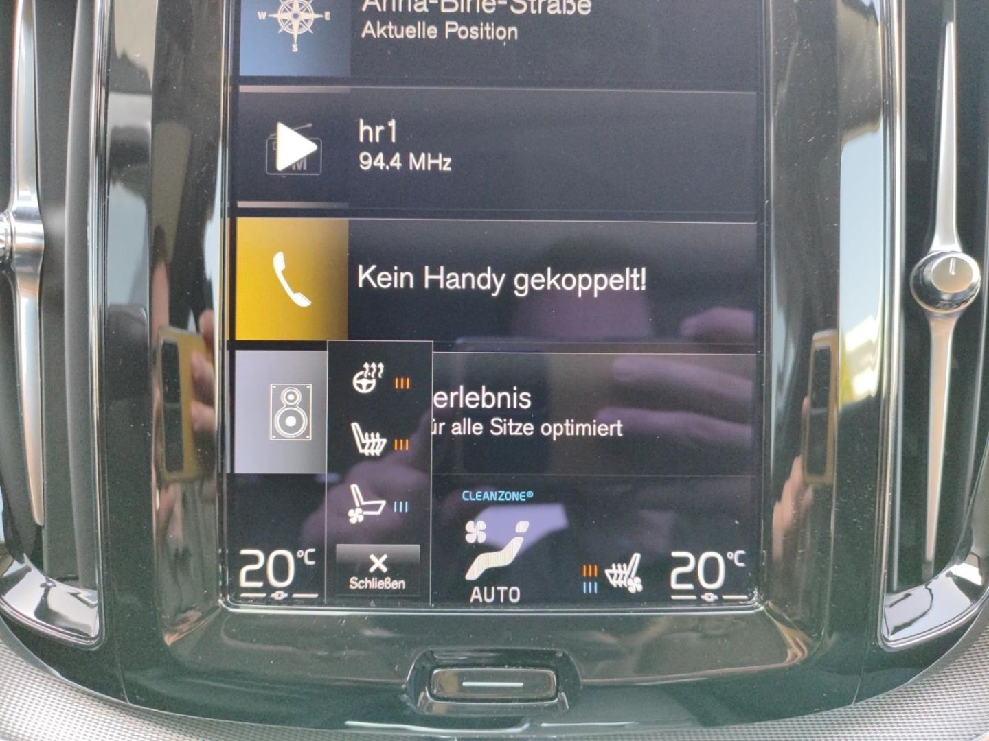 Volvo XC60 T8 Inscription Recharge Plug-In Hybrid AWD - Samsaru's Car Outlet