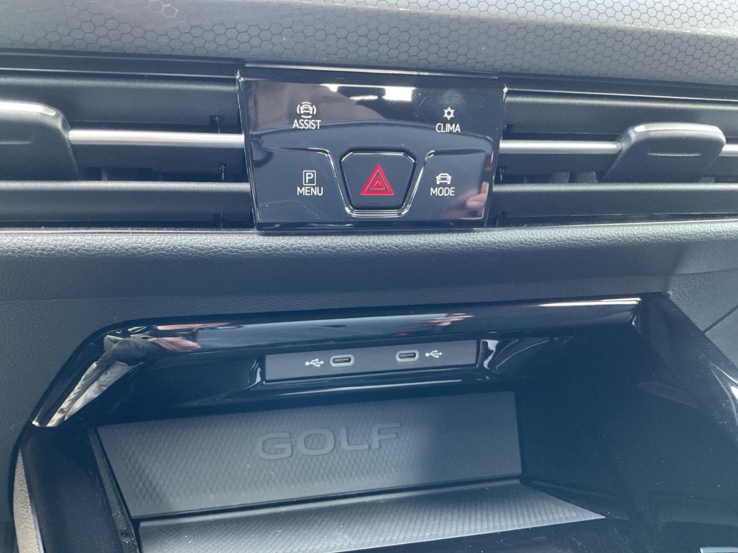 Volkswagen Golf 8 VIII Clubsport 2.0 TSI - Samsaru's Car Outlet