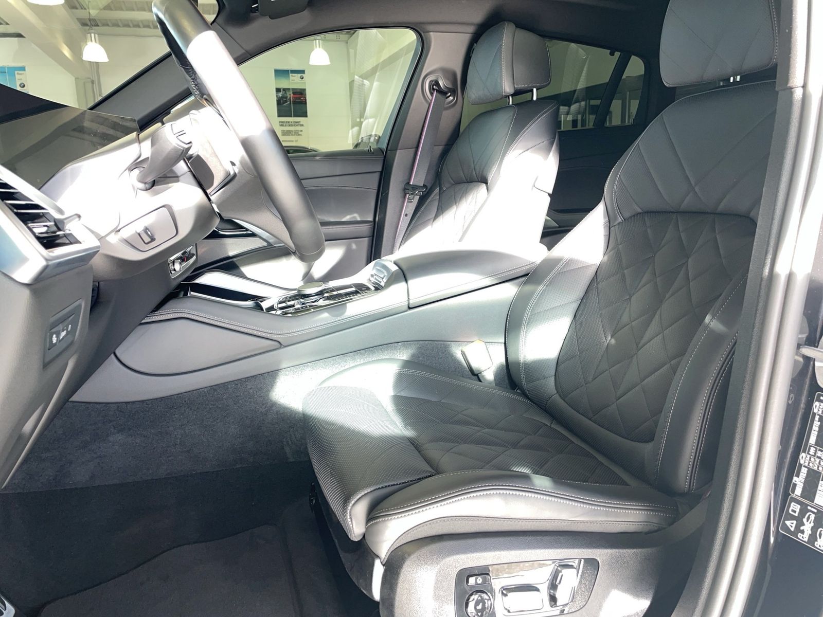 BMW X6 xDrive30d M Sport Standheiz*AHK*Panorama*