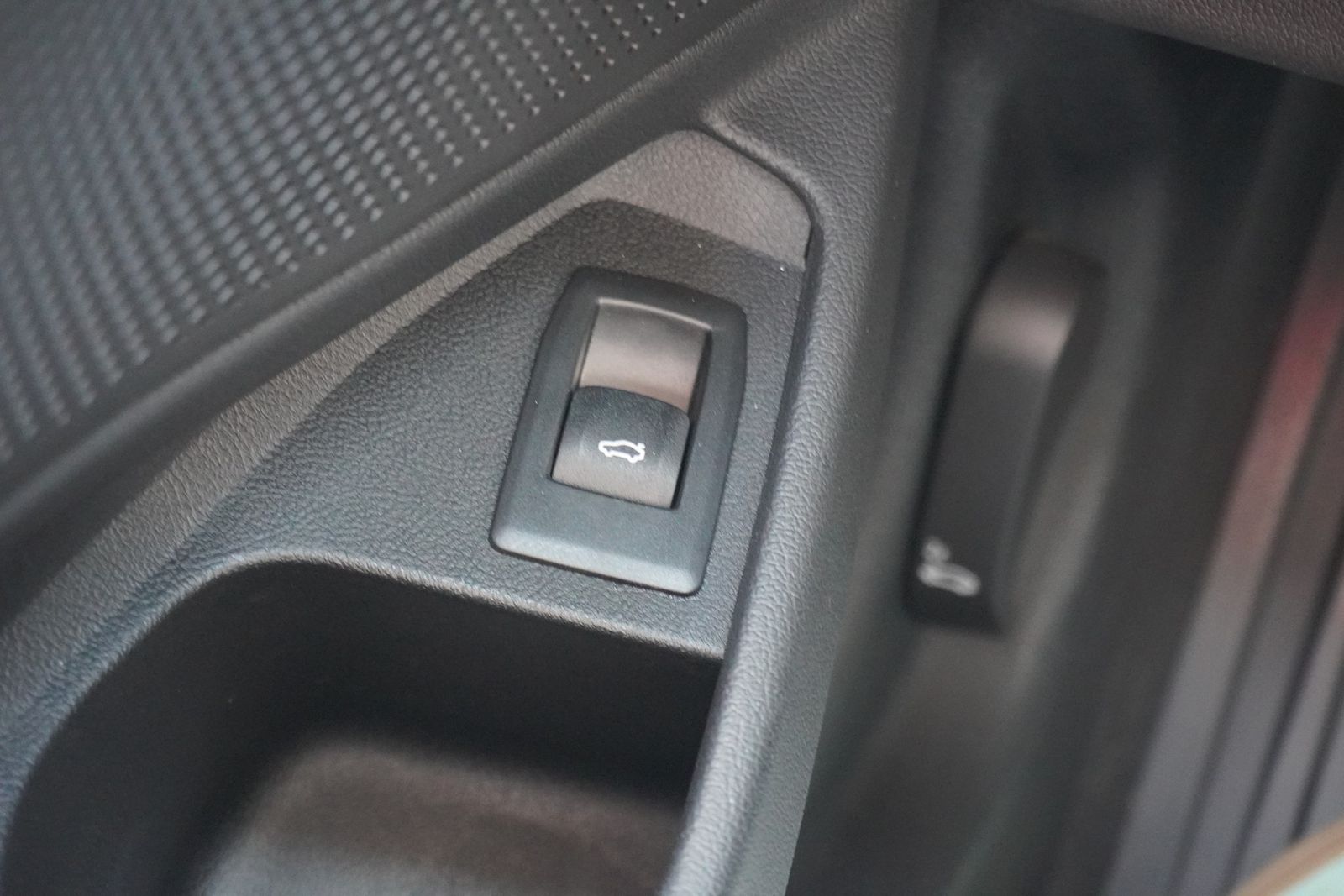 BMW 320d Touring Aut. - Samsaru's Car Outlet