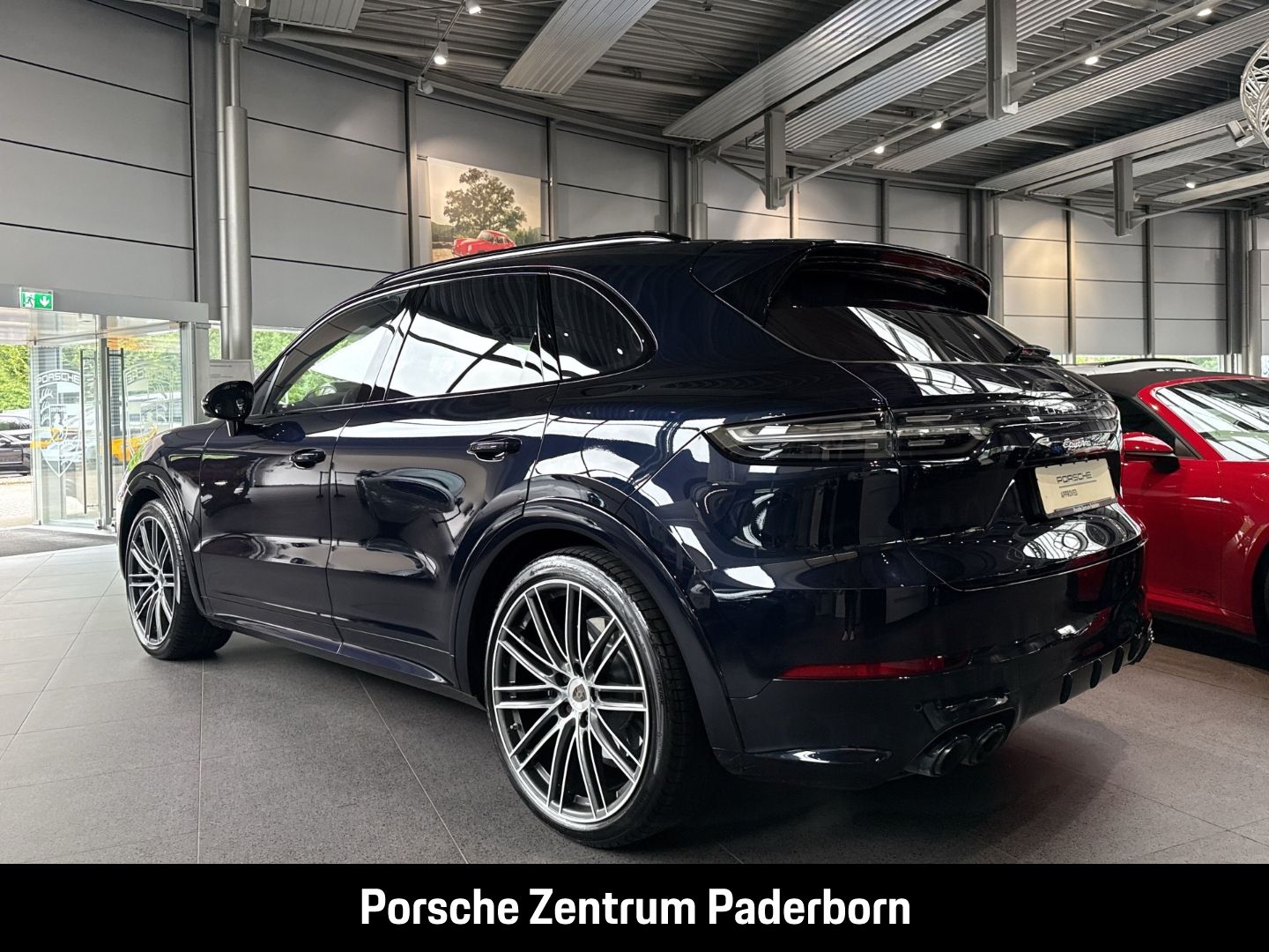 Porsche Cayenne Turbo Burmester Luftfederung LED-Matrix
