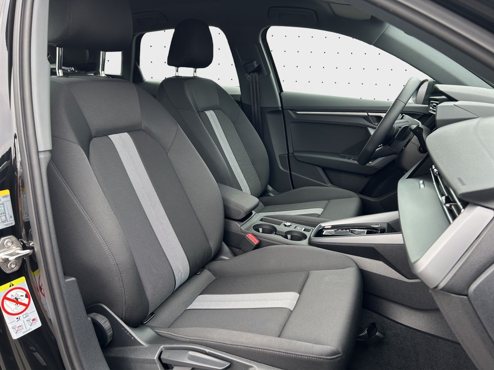 Audi A3 Sportback 35 TDI advanced - Samsaru's Car Outlet