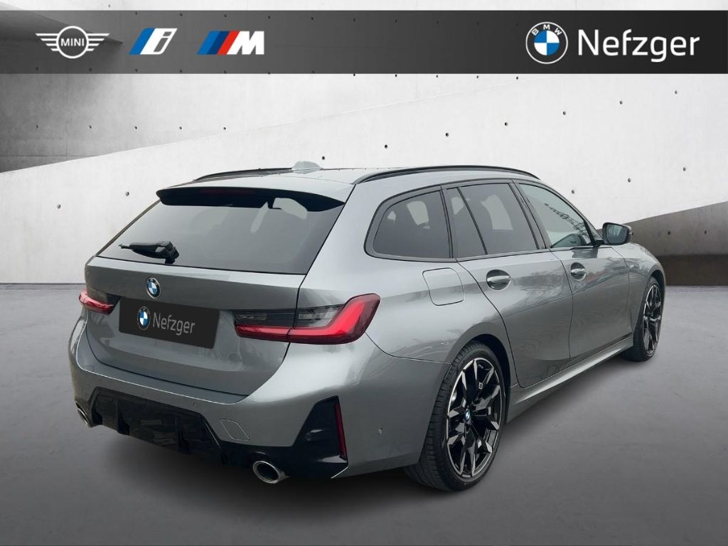 BMW 330 d xDrive Touring M Sport Park-Assistent HiFi