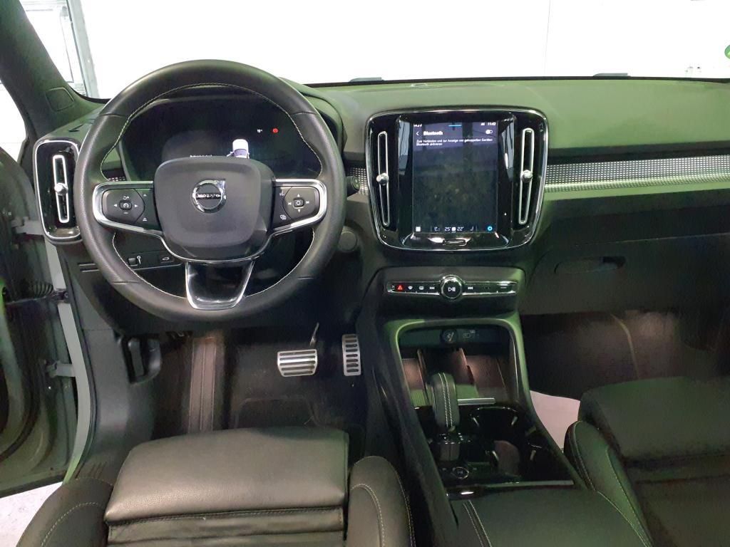 Volvo XC40 RECHARGE R DESIGN - Samsaru's Car Outlet