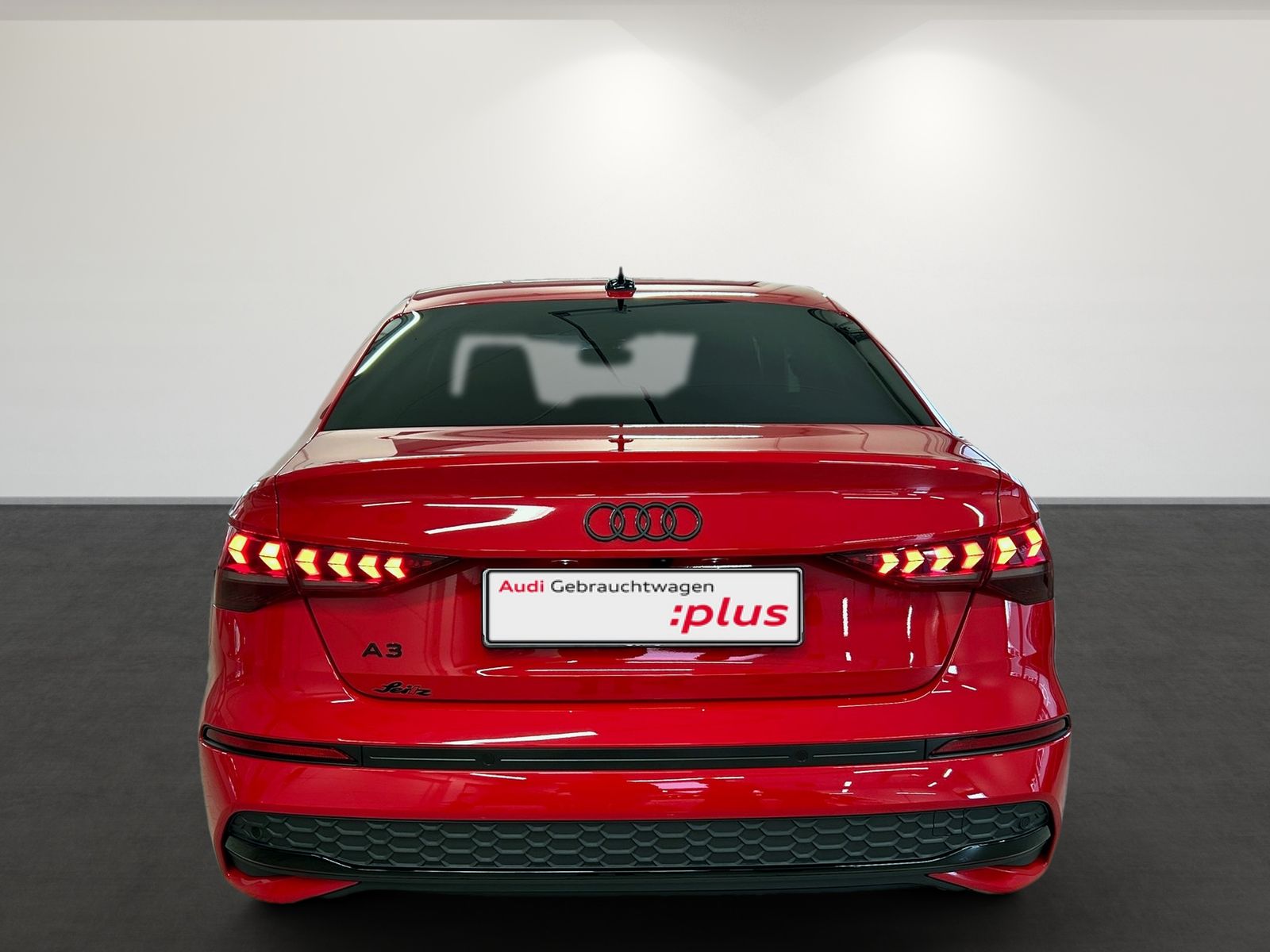 Audi A3 Limousine 35 TFSI advanced - Samsaru's Car Outlet