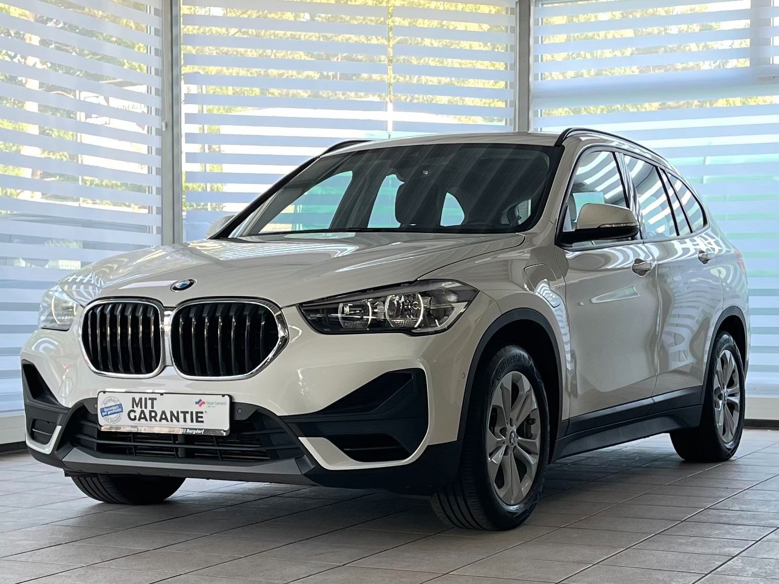 BMW X1 xDrive 25e Aut. - Samsaru's Car Outlet