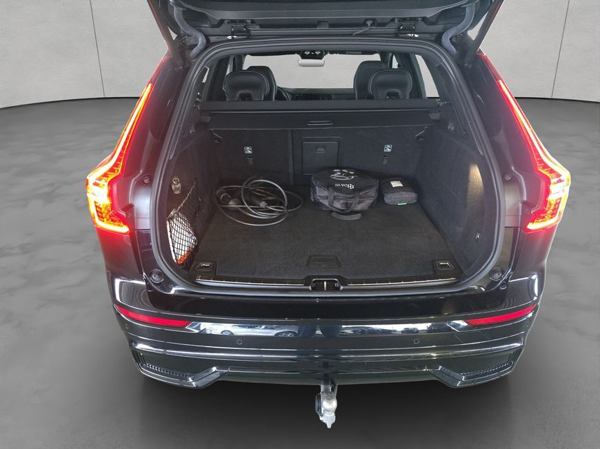 Volvo XC60 T8 AWD Recharge Geartronic R-Design