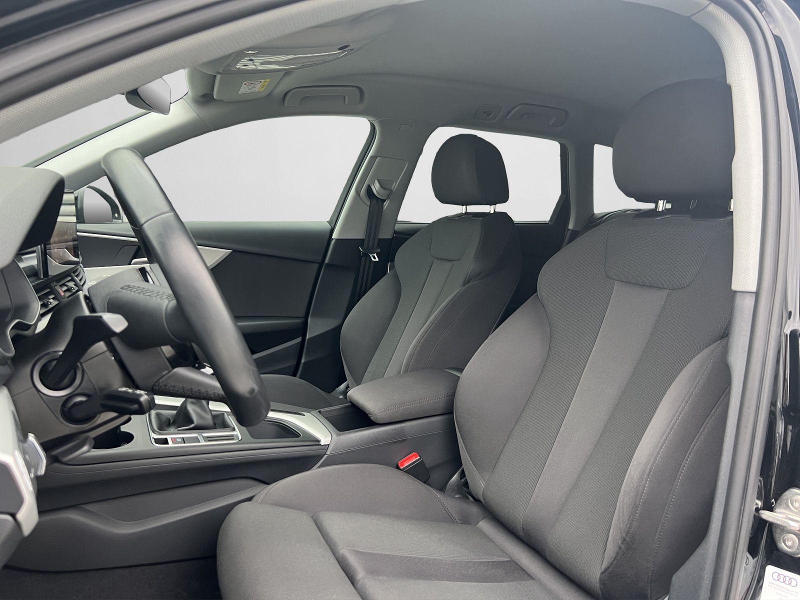 Audi A4 Avant 35 TFSI VIRTUAL COCKPIT PLUS - Samsaru's Car Outlet