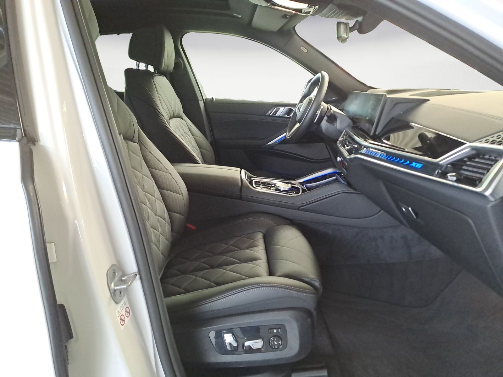 BMW X6 xDrive40d M Sport - Samsaru's Car Outlet