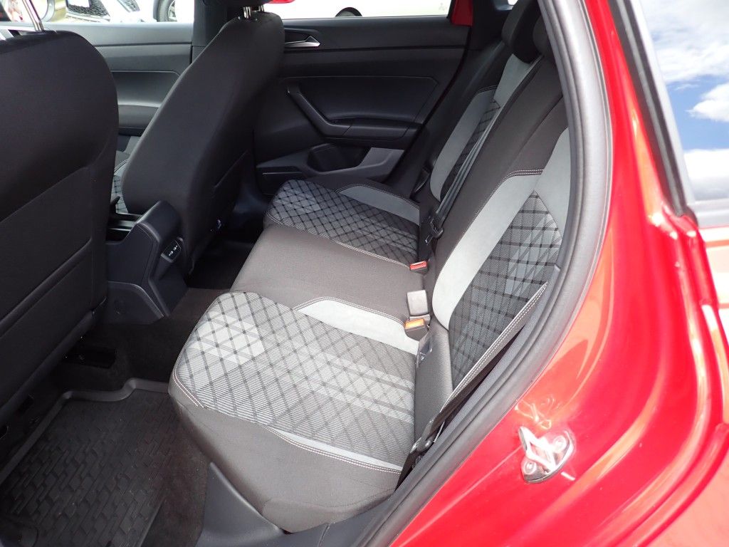 Volkswagen Taigo 1.0 TSI DSG R-Line - Samsaru's Car Outlet