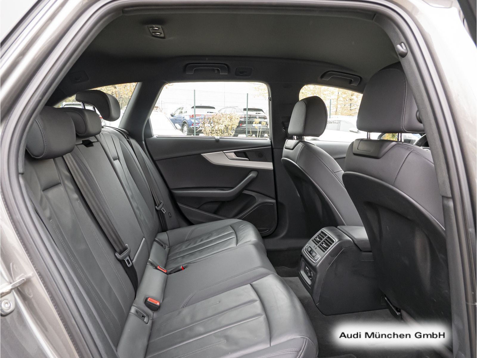 Audi A4 allroad 40 TDI qu. S tronic AHK/Navi+