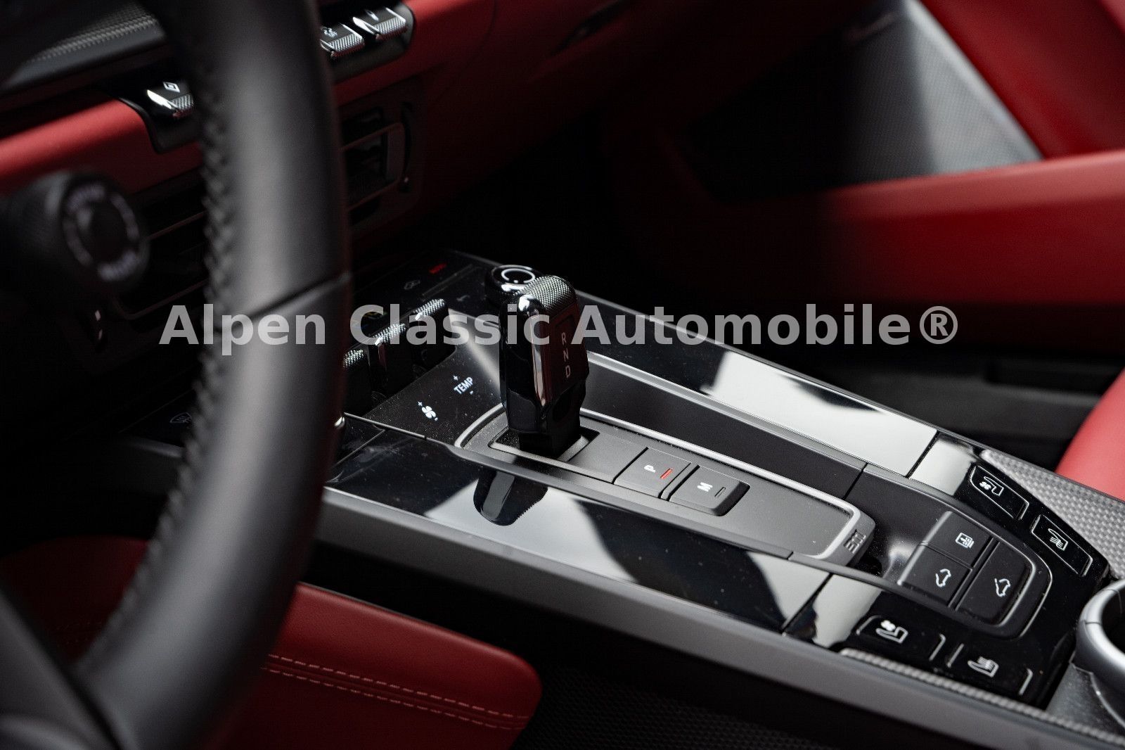 Porsche 992 Carrera 4 GTS Sport Chrono, Burmest