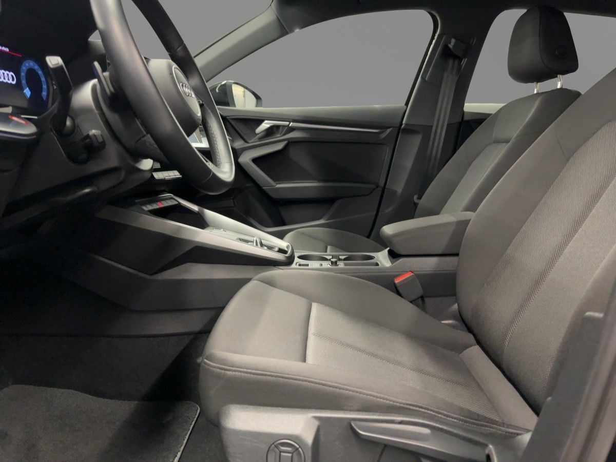 Audi A3 Sportback TFSI e S line 40 e S tr. PDC LED