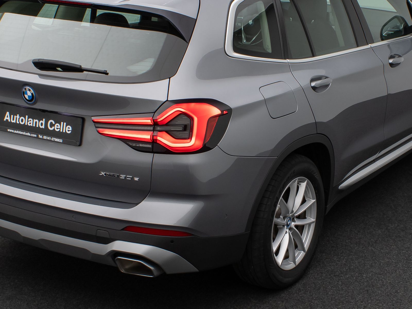 BMW X3 xD30e Panorama Kamera DAB HiFi Lenkrhz Sport