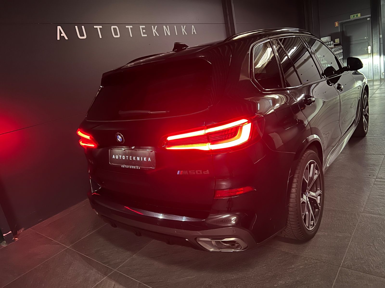 BMW X5 Baureihe X5 M50 d