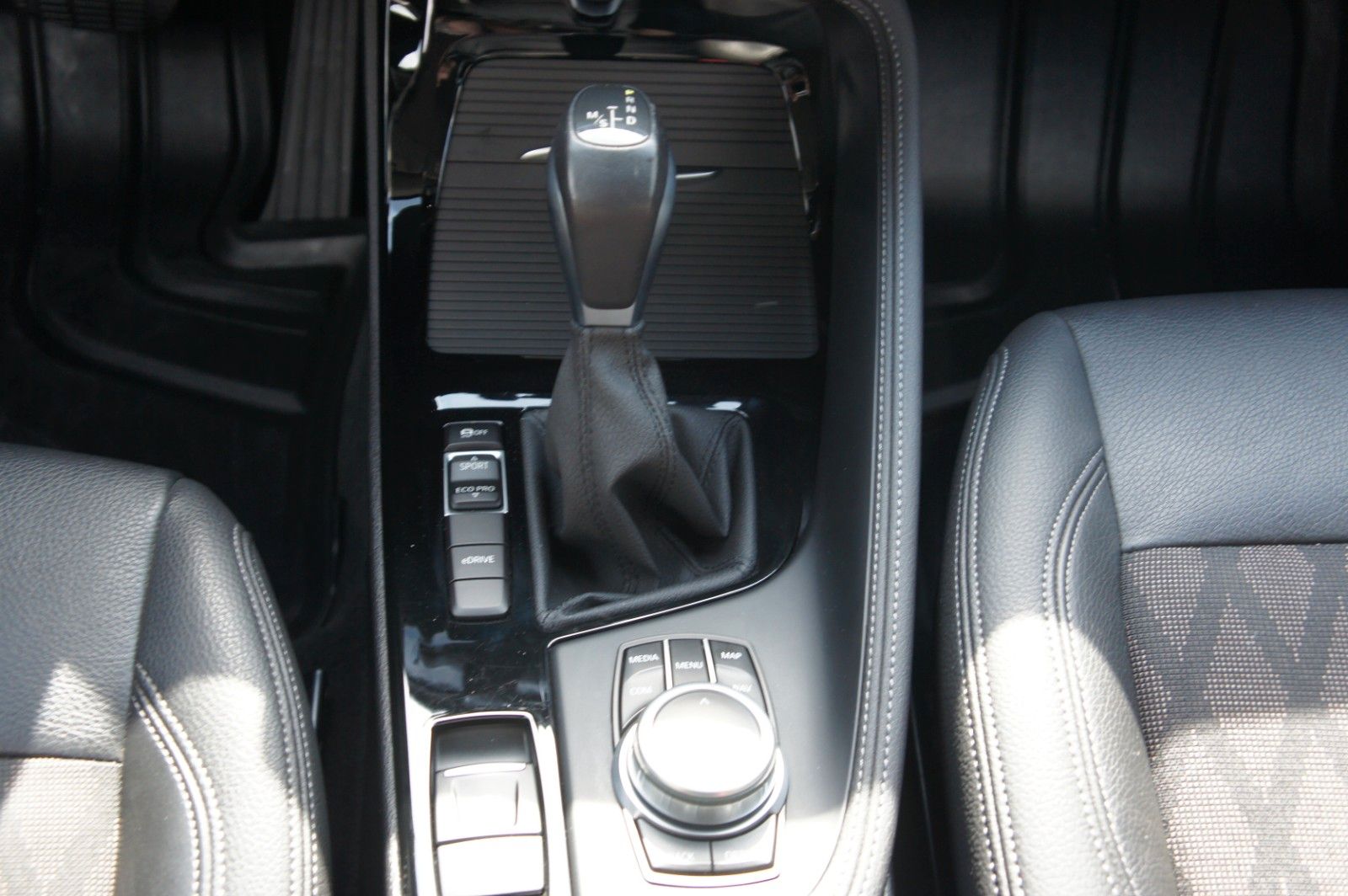 BMW X1 xDrive 25e xLine - Samsaru's Car Outlet