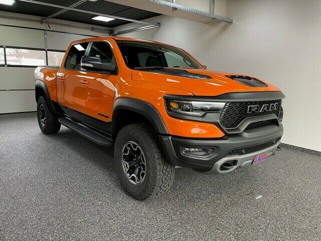 Dodge TRX SONDERMODELL IGNITION AUS 1. HAND