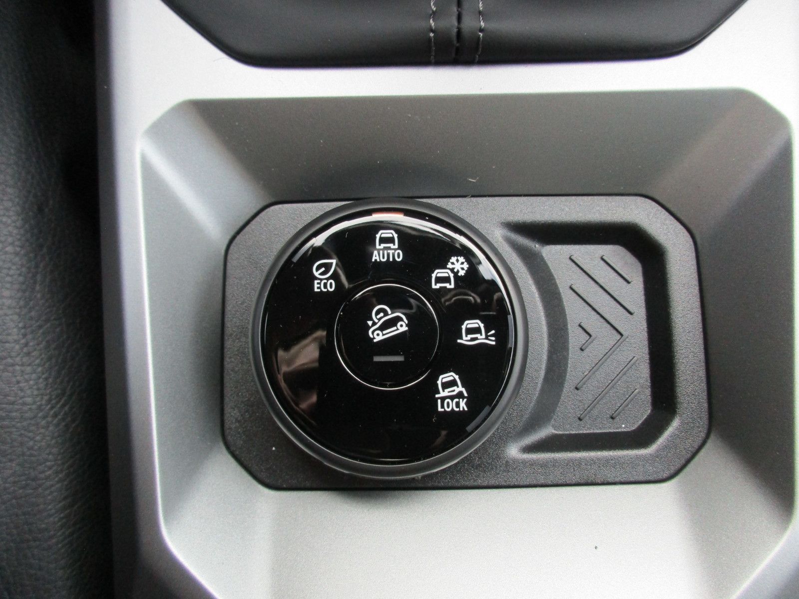 Dacia Duster III TCe 130 Extreme 4x4 - Samsaru's Car Outlet