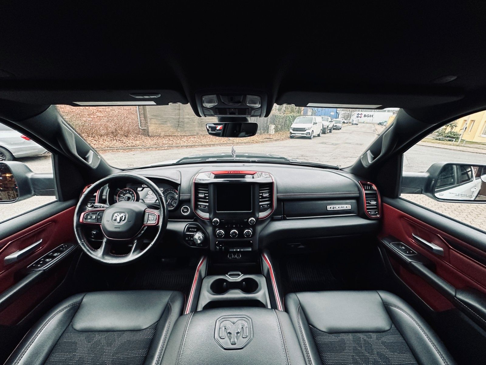 Dodge 5.7 V8*4X4*REBEL*LEDER*LED*NAVI*AHK*MFL*GARANTIE