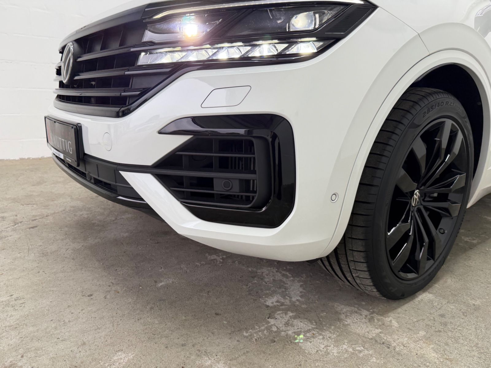 Volkswagen Touareg R 4Motion eHybrid+MATRIX+PANO+HEAD-UP+