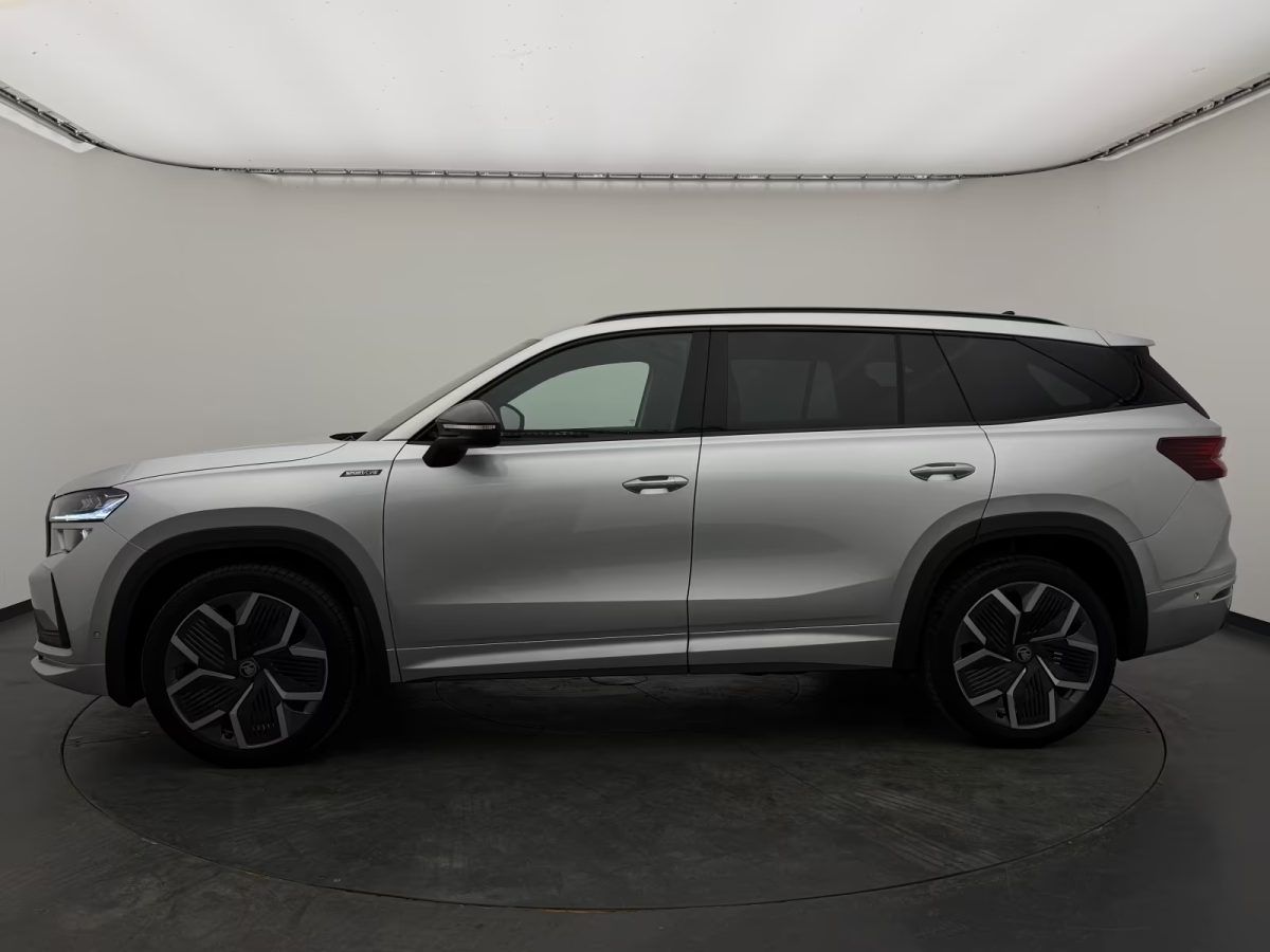 Skoda Kodiaq 2.0 TDI 4x4 Sportline +STDHZ+360+20"+AHK+