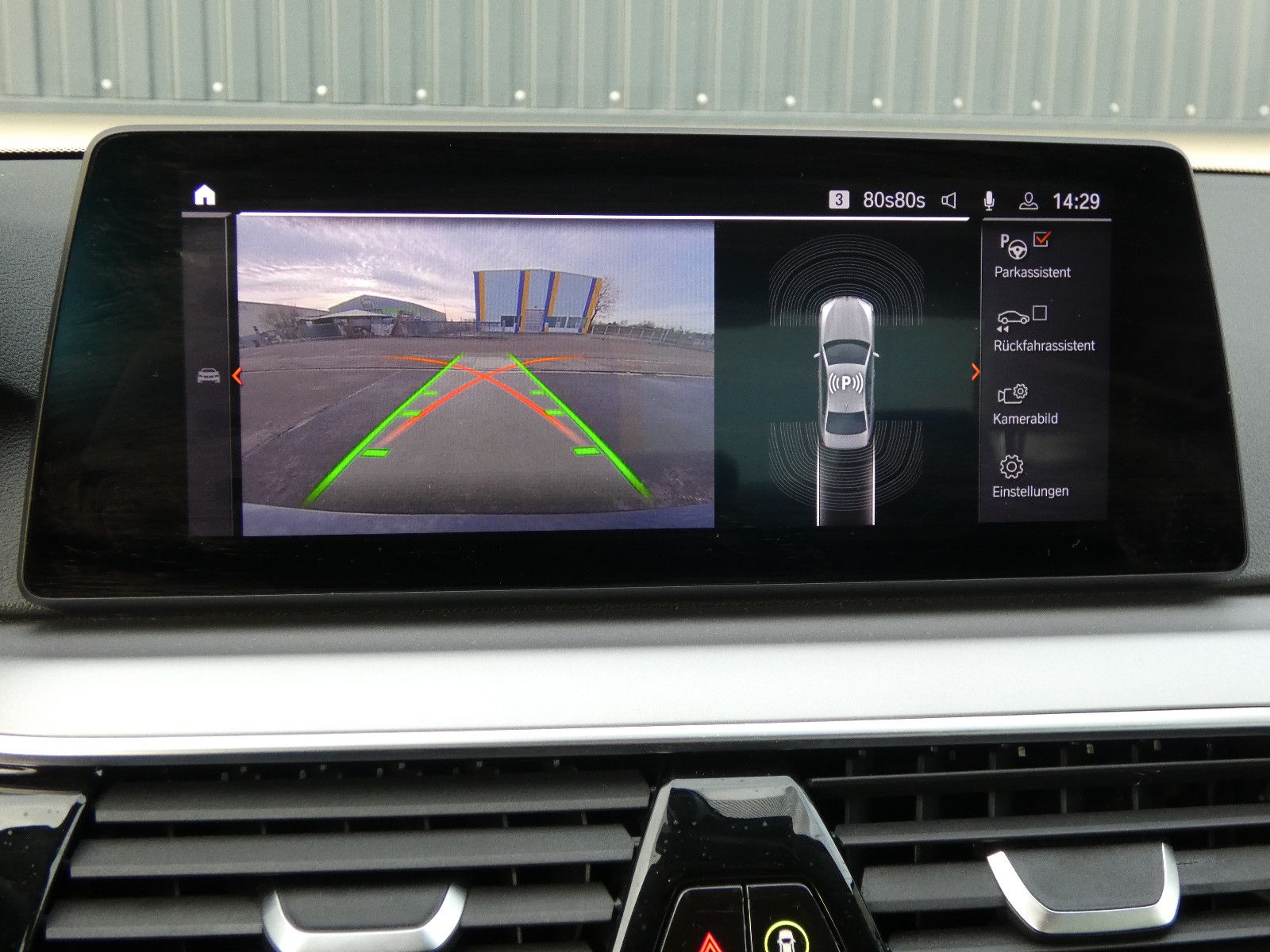 BMW 520d xDrive LED Leder Navi Kamera 1-Hand Facelif