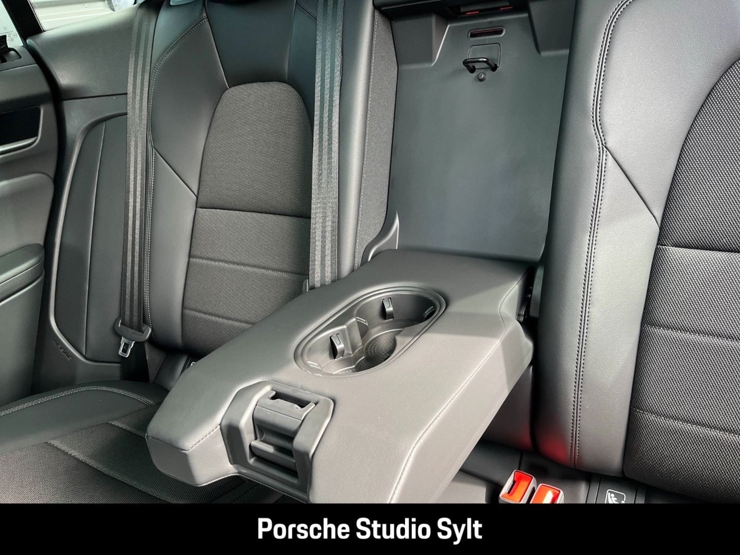 Porsche Macan 4 HA-Lenkung Surround View BOSE 22-Zoll