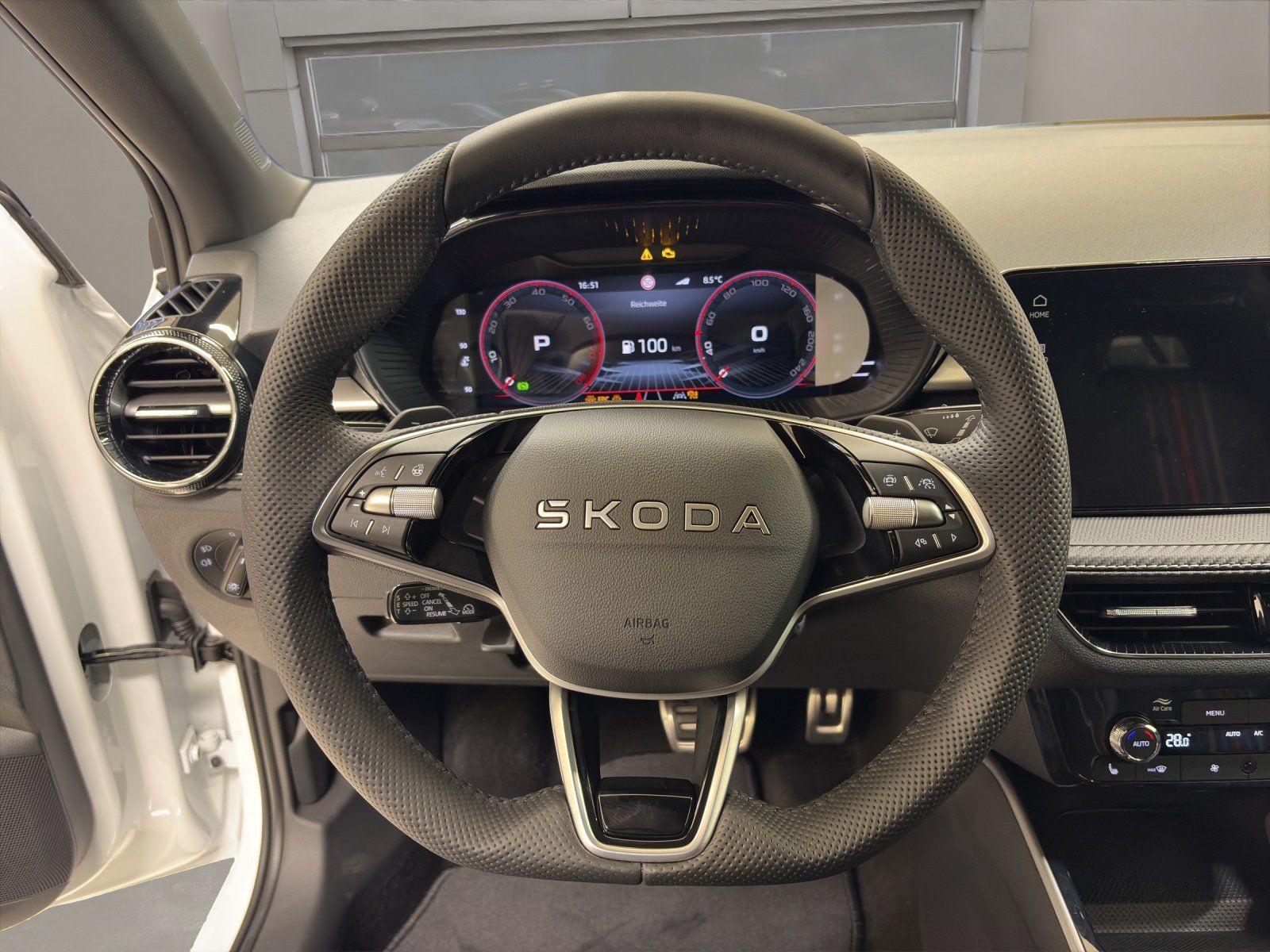 Skoda Fabia 130 Edition ACC Navi LED PDC KlimaA