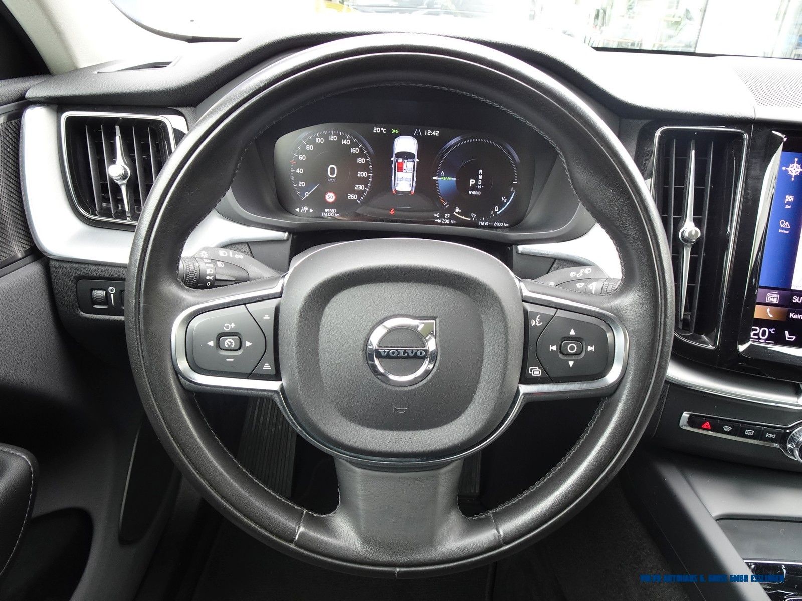 Volvo XC60 T6 R-Design AWD R-Design Expression