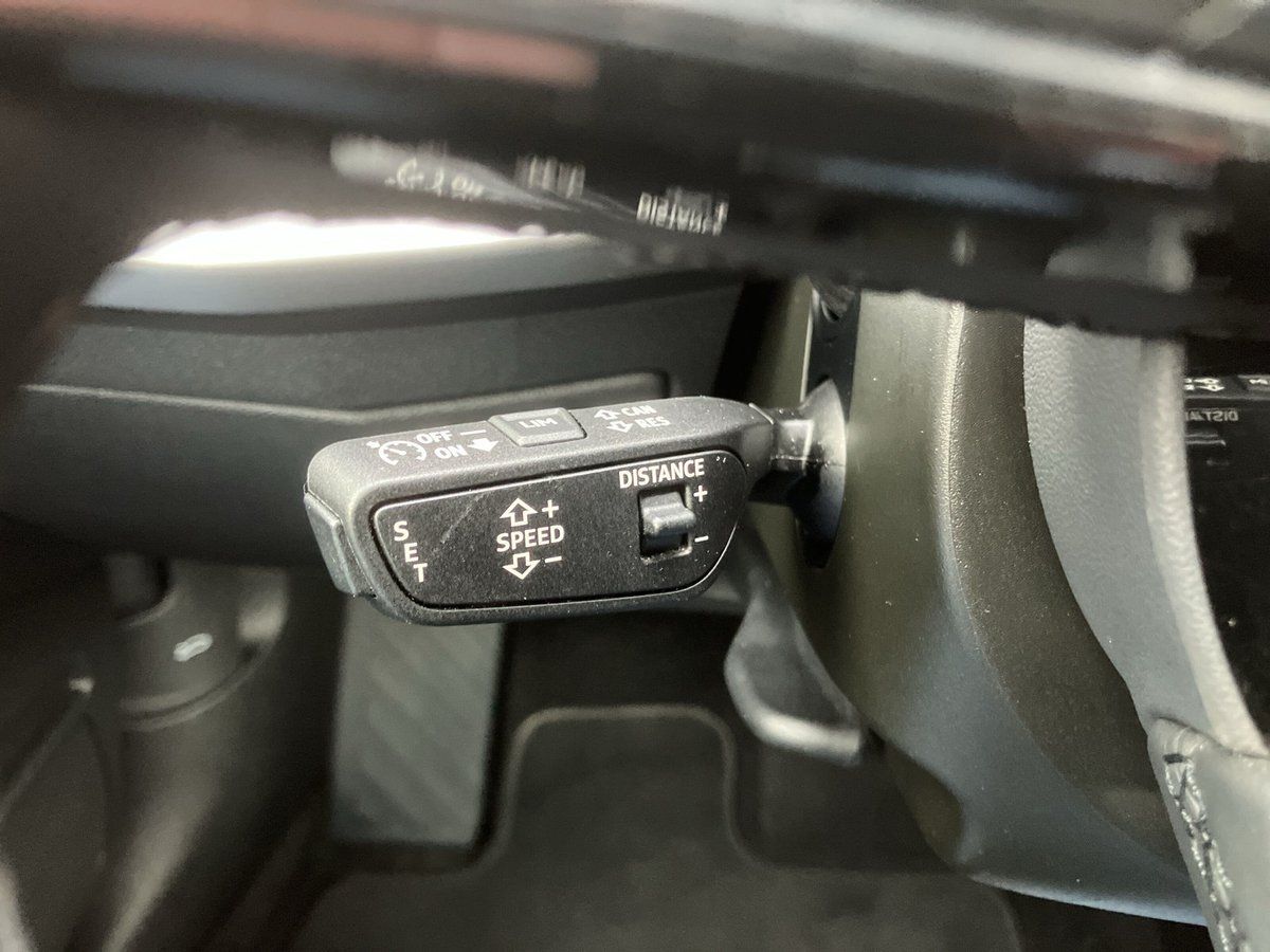 Audi A3 SPORTBACK 30 TDI S-TRONIC LED+ACC+SHZ+PDC+APP