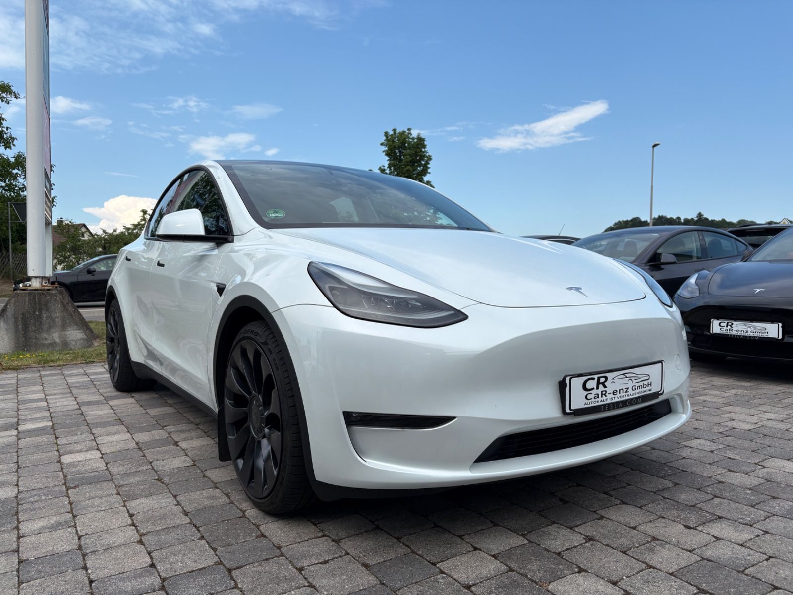 Tesla Model Y Performance Dual AWD