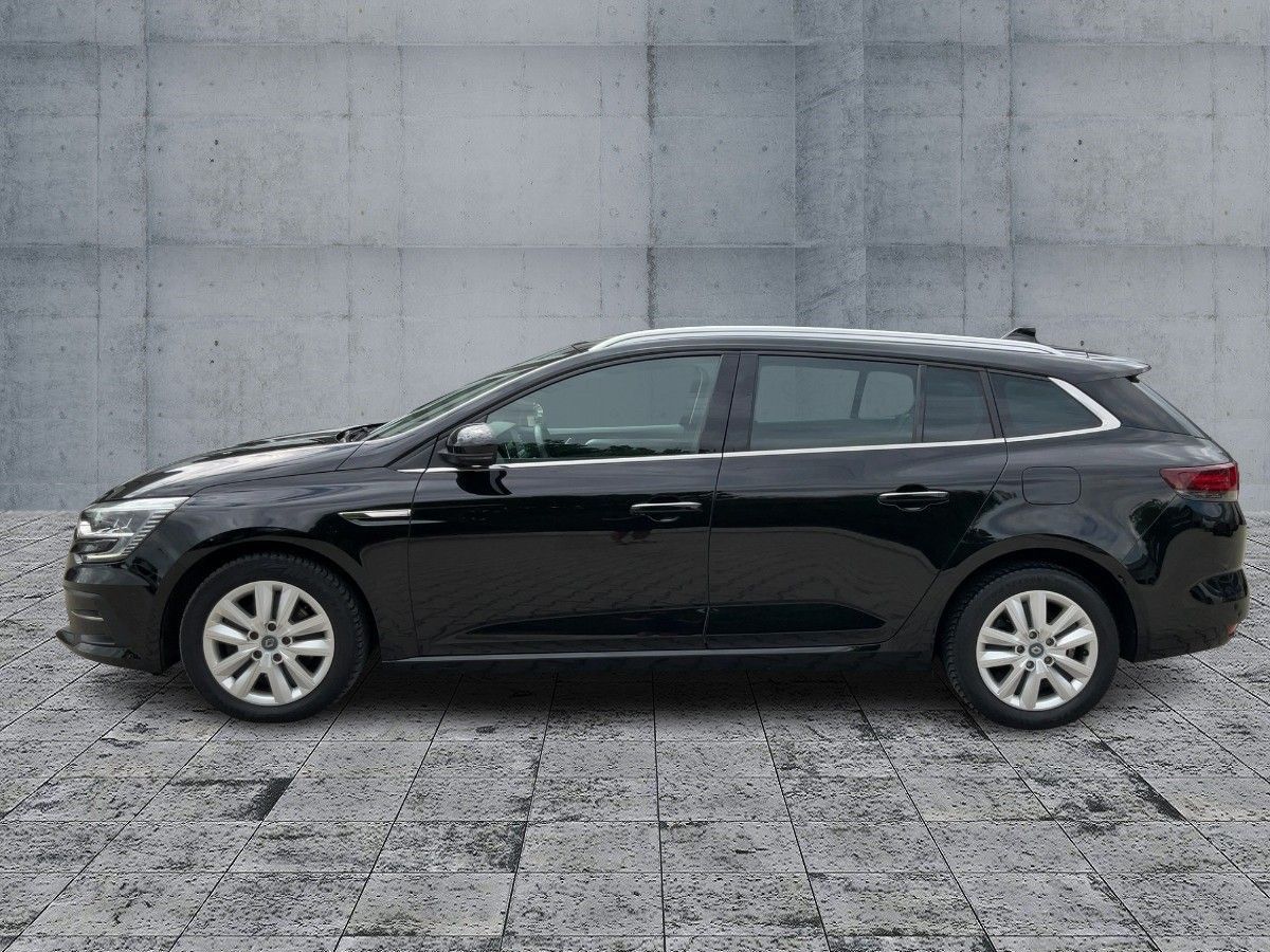Renault Megane Grandtour 1.6 e-Tech - Samsaru's Car Outlet