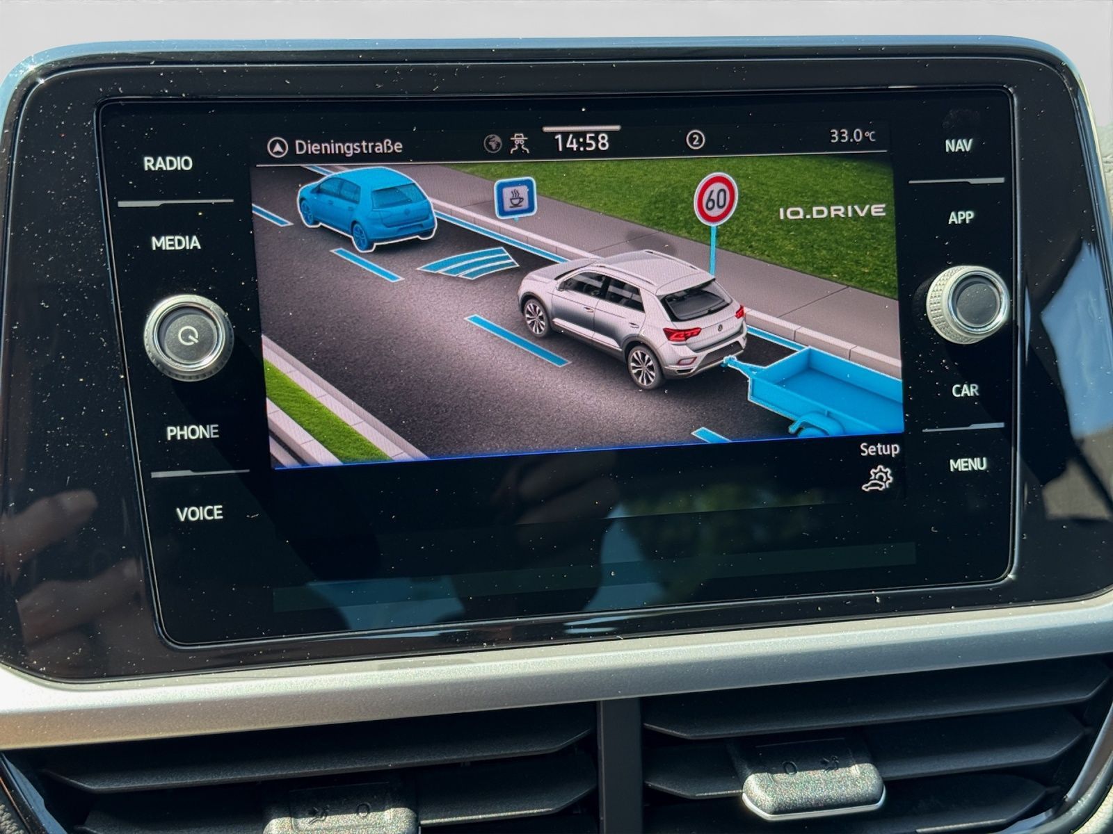 Volkswagen T-Roc 1.5 TSI DSG LIFE - Samsaru's Car Outlet