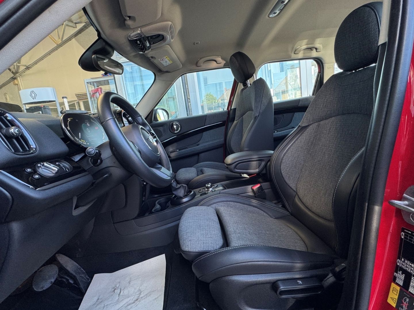 MINI Cooper SE Countryman ALL4 - Samsaru's Car Outlet