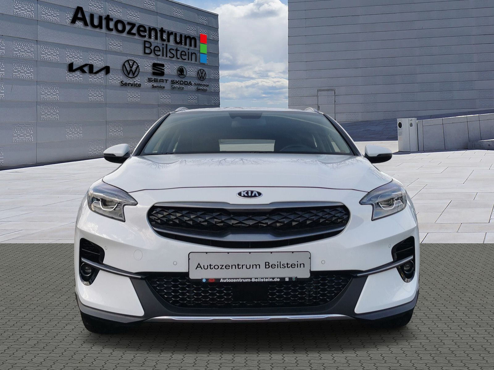 Kia XCeed 1.6 PHEV DCT Spirit - Samsaru's Car Outlet