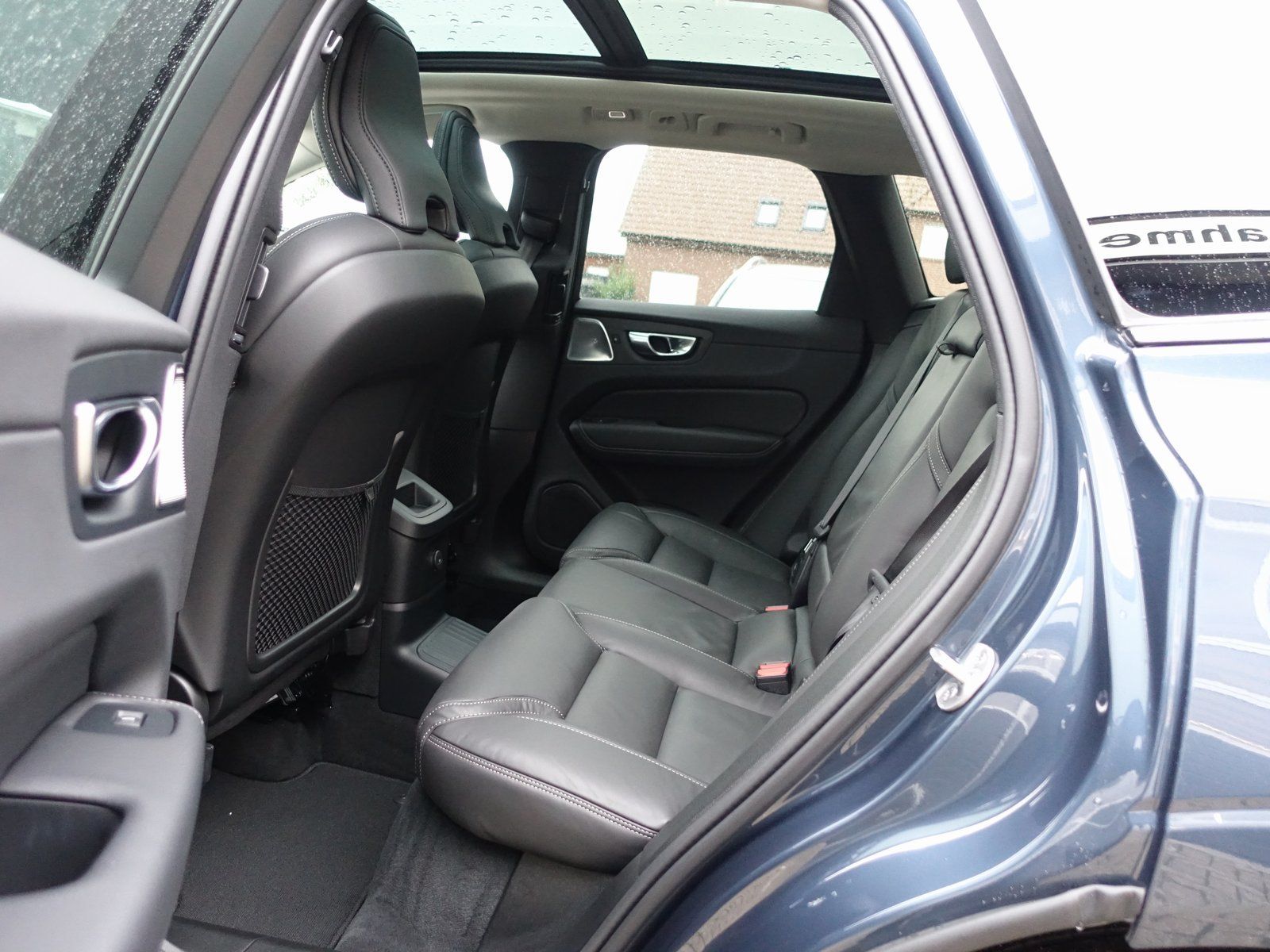 Volvo XC60 Ultra T8 AWD/Massage/Pano/360°/B&W/AHK