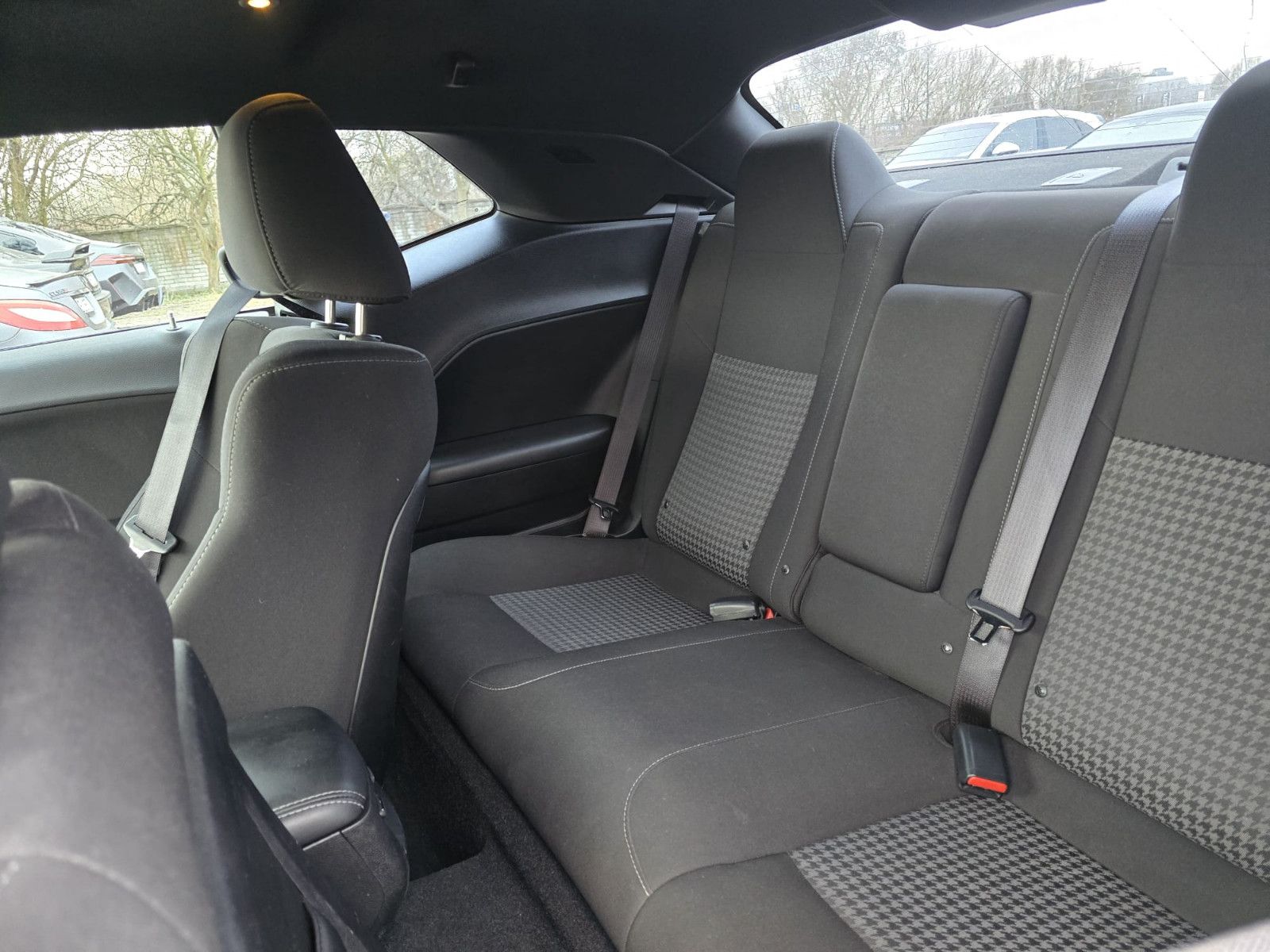 Dodge Challenger 3.6 303 ps