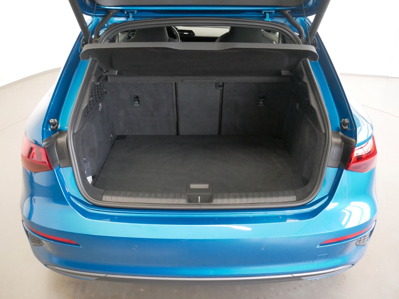 Audi A3 Sportback 35 TFSI edition one S line S tro. M