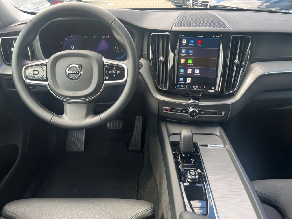 Volvo XC60 T8 AWD Plug-in Hybrid Ultra - Samsaru's Car Outlet
