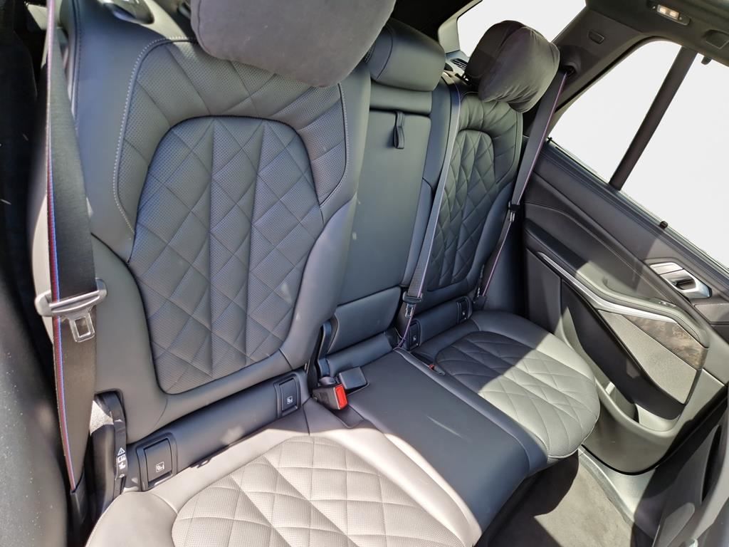 BMW X5 xDrive30d M Sport Pro 7-Sitzer+AHK+Pano+Inno+