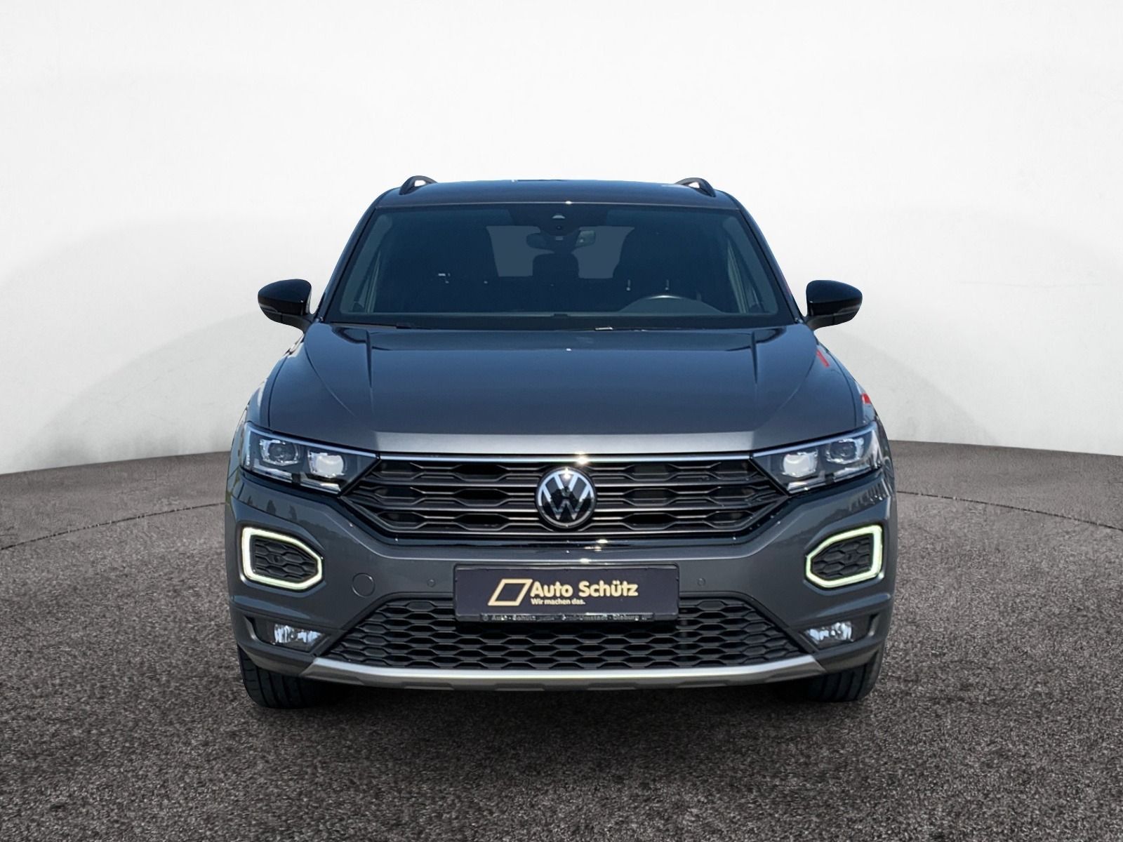 Volkswagen T-Roc 1.5 TSI Sport+Back - Samsaru's Car Outlet